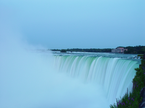 Free Picture: Photo of Niagara Falls in Ontario, Canada from the view of Table Rock.